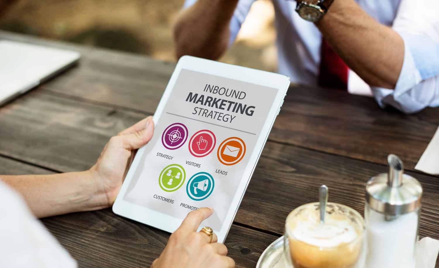De seguidores a compradores: estrategias efectivas de Inbound Marketing para convertir interacciones en ventas